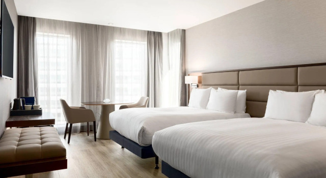 Четырёхместный номер Standard с видом на город AC Hotel by Marriott Belfast