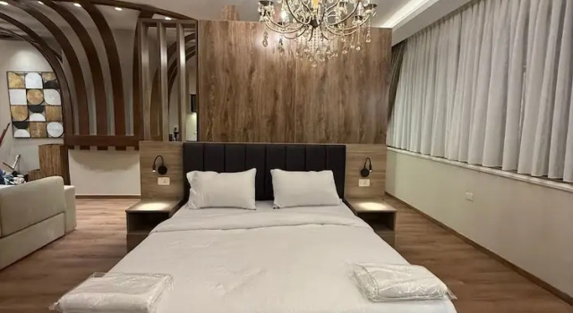 Апартаменты JRE Amazing Rooftop-studio at Abdoun 702