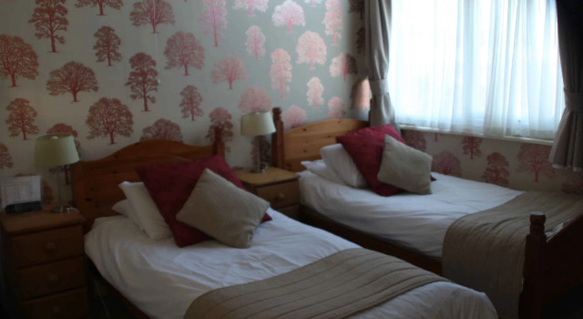 The Dog & Partridge Country Inn, Book Pension Hoteller i Ashbourne med parkering, Parkering