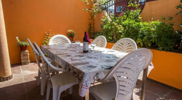 Apartments Vuksanovic, Reserva ahora Apartamento Hoteles en Tivat County con aparcamiento, Aparcamiento