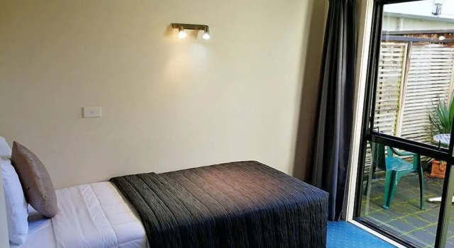 Люкс Deluxe Stadium Motel