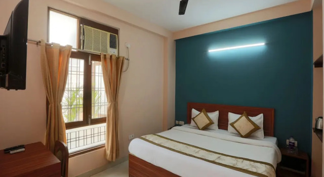 Двухместный номер Deluxe с балконом Glinzer Noida