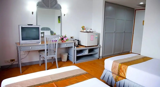 Номер Economy Thumrin Hotel