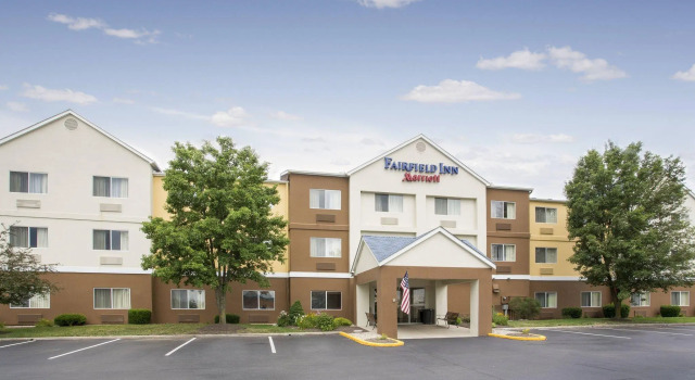 Кровать в общем номере Fairfield Inn Middletown Monroe