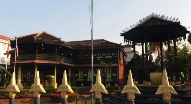 BBP Hotel, Забронировать Отель Кота-Бару Келантан, рядом с Торговый центр Kota Bharu