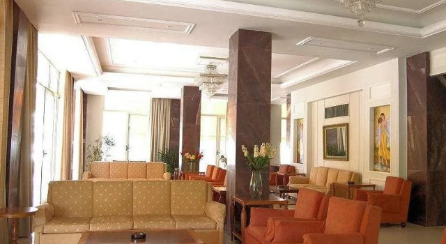 Park Hotel Loutraki, Rezervovat Hotel Hotely v Corinthia Regional Unit s parkováním, Parkování