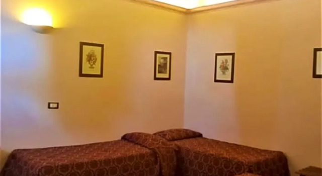 Номер Comfort Casale Certosa