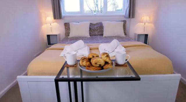 FREE parking, Central Location,1 Bedroom Apartment near Tattersalls, Varaa Huoneisto Asunnot kohteessa Merseyside, Huoneisto