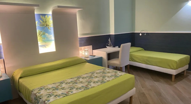 Room-exclusive Room "tramontana Room" -, Buchen Sie Pension Giovinazzo Metropolitanstadt Bari