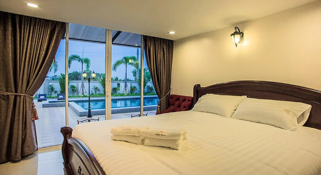 Royal Graces Pool Villas