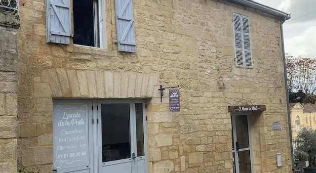 Le Relais de la Poste, Rezerwuj Pensjonat Pensjonaty w Lot, Pensjonat