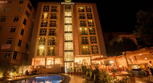 Monarch Parkview Hotel, Book Hotel Hoteller i Addis Ababa med parkering, nær Holy Trinity Cathedral, Parkering