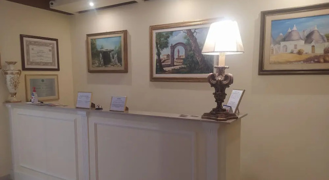 DONNA LUCREZIA b&b Boutique Hotel Style - RELAX & BUSINESS STAY, Book Bed and Breakfast Hotels in Bisceglie with Parking, Parking