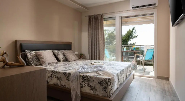 Sunset Studios, Book Apartment Hotels in Toroni with Breakfast, Breakfasts