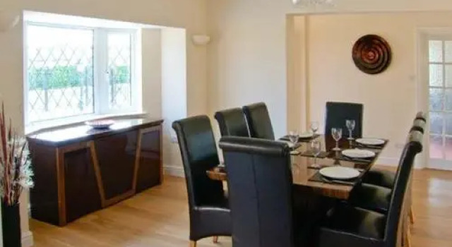 Lower Lodge, Boek Vakantiehuis Vakantiehuizen in Merseyside, Cottage