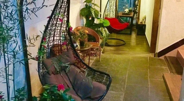 Fenghuang Little Bear Family Guest House