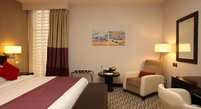 Двухместный номер Executive Golden Tulip Hail