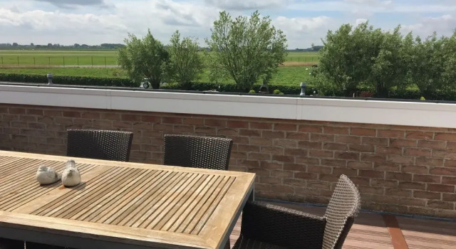 Семейный люкс с балконом Charmehotel Kruishof