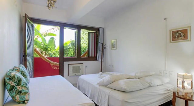 Трёхместный номер Standard с балконом Novos Baianos Hostel e Pousada