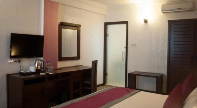 Ceylon City Hotel, Забронировать Отель Отели Западной провинции 3 звезды, 3*
