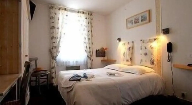 Двухместный номер Standard Logis Hôtel Le Relais Marine
