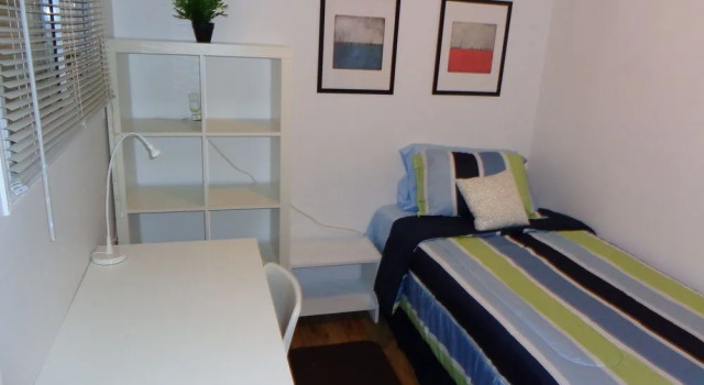 Adib Apartments - 362 Friel St, Unit 7B (Basement), Varaa Huoneisto Ottawa 