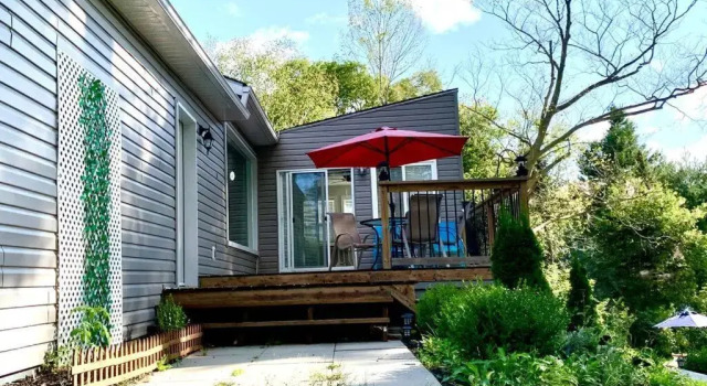 Waterfront 3-bedroom cottage with great view, Prenota Casa vacanze Cottage a Parry Sound, Cottage