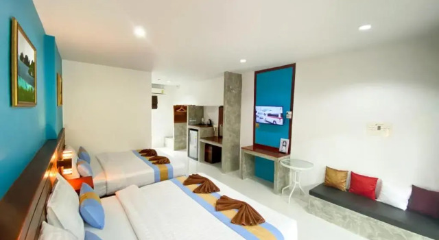 Семейный номер Standard с видом на бассейн Hatzanda Lanta Resort - SHA Extra Plus