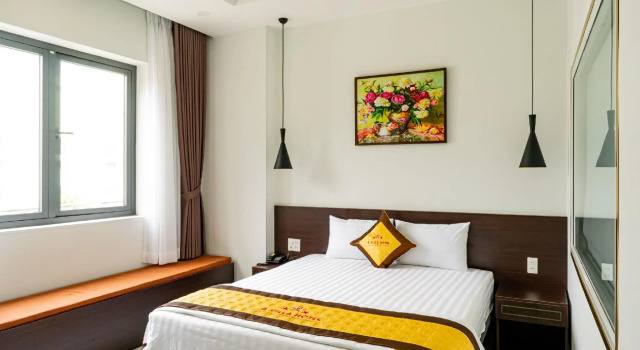 A Villa Hotel, Забронировать Отель Отели Хошимина с парковкой, рядом с CGV Cinema CT Plaza, Парковка