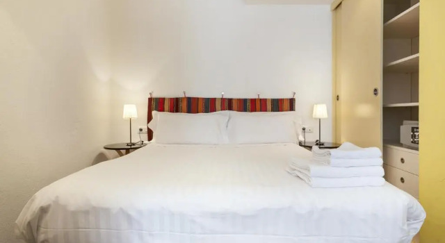 С террасой  студия Inside Barcelona Apartments Esparteria