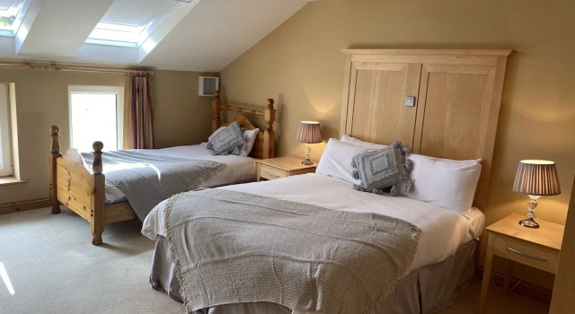 Atlantic Lodge, Забронировать Гостевой дом Отели Голуэй с парковкой, Парковка