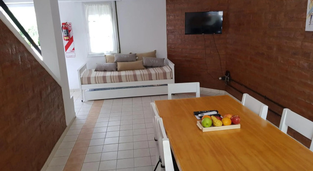 Departamentos El Colono Duplex 2, Забронировать Отель Вьедма Рио-Негро