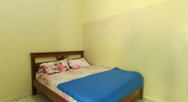 Standard Twin room Villa Bunga Guest House RedPartner