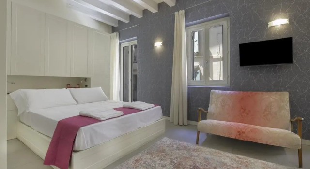 Beautiful Studio Flat With Balcony in Front of Arena, Забронировать Отель исторический центр Верона, рядом с Ратуша Вероны