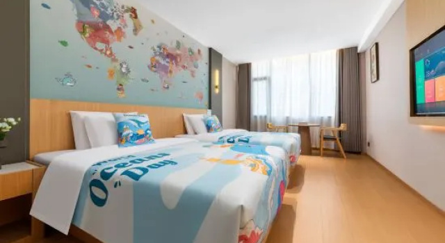 Семейный тент Baimu Century Hotel