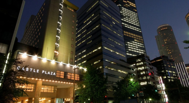 Castle Plaza
