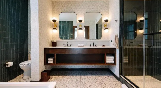 Четырёхместный люкс The Hotel Rambler Montgomery, Tapestry Collection By Hilton