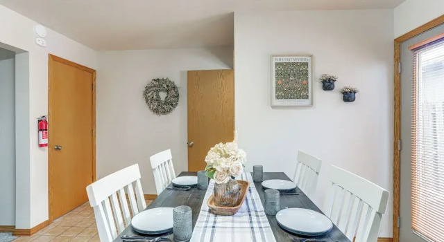 Townhome w/ Patio: 1 Mi to Clearfield Riverwalk, Book Lejlighed Clearfield Pennsylvania