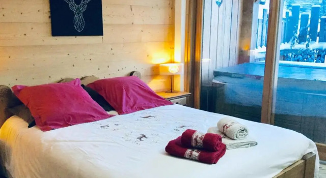 Le Chalet Du Pic SPA privé & Fitness, Забронировать Шале Виллы Овернь-Рона-Альпы, Вилла