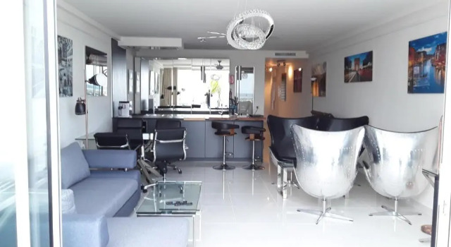 Апартаменты 136 A First Line sleeps 6