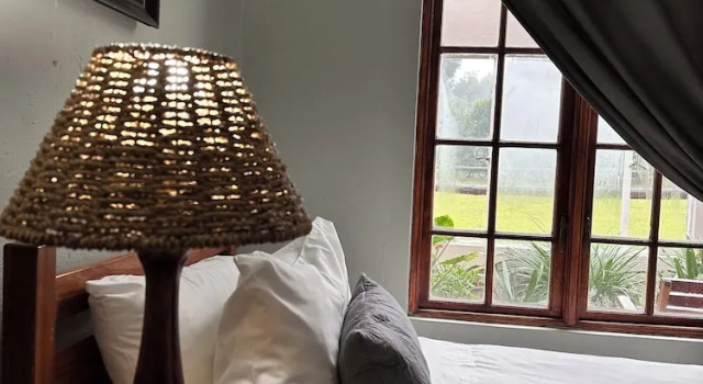Четырёхместный семейный номер Standard Цокольный этаж с видом на сад Drakensberg Mountain Retreat