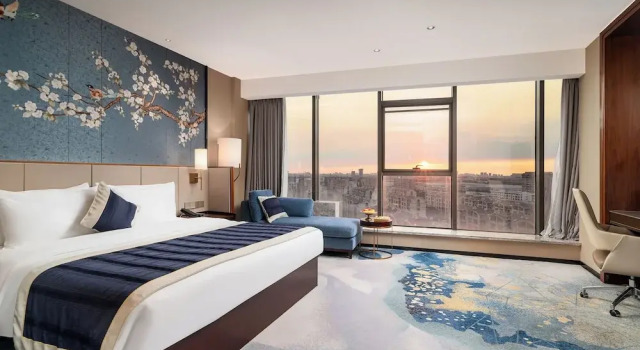 Номер Executive Serene Yuhua Hotel