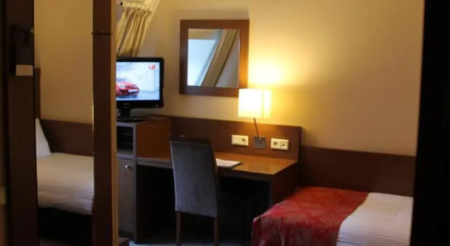 Одноместный номер Standard с балконом Fletcher Hotel-Restaurant Wolfheze