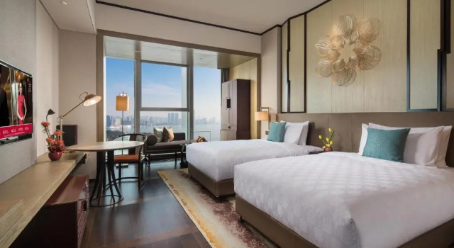 Номер Standard HUALUXE Xiamen Haicang Habour View