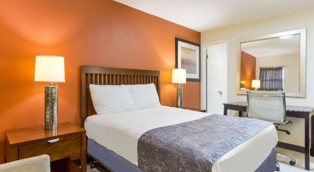 Номер Standard Rodeway Inn Berryville