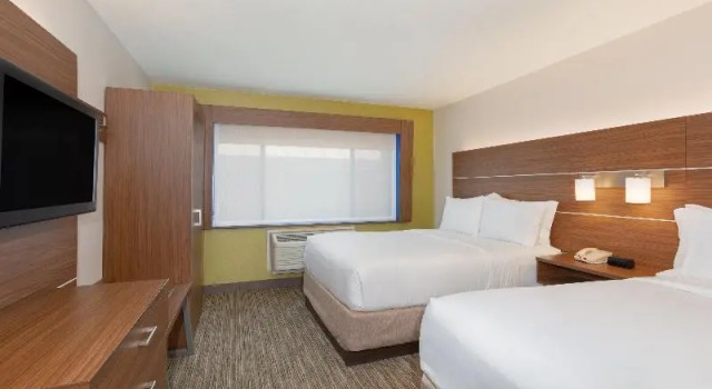 Номер Standard Holiday Inn Express and Suites Phoenix Tempe - University