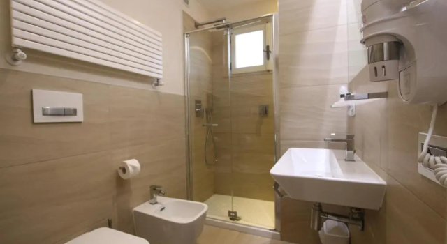 Четырёхместный номер Standard с частичным видом на море Hotel Villa Margherita