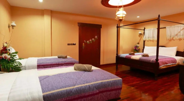 Номер Royal At Chiang Mai Hotel