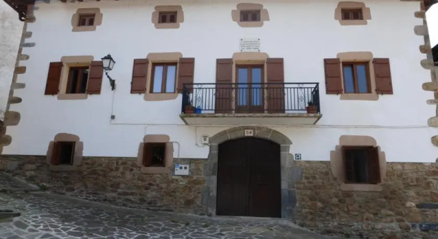 Casa Rural Juankonogoia, Book Hotel Urrotz Baskerlandet
