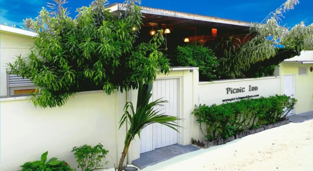Picnic Inn, Prenota Hotel Hotel a Atollo di Kaafu con parcheggio, Parcheggio
